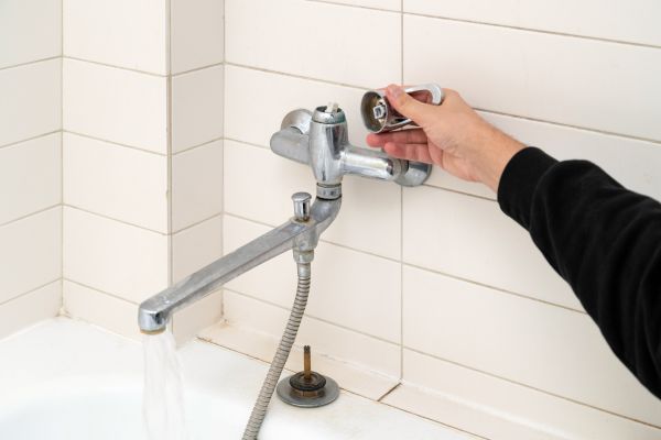 Cost of Shower Handle Repair in Fresno